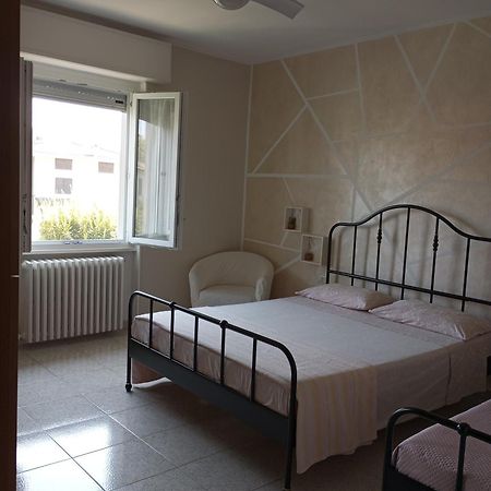 Casa Vacanze Il Fiore Di Loto Apartment Zibido San Giacomo Luaran gambar