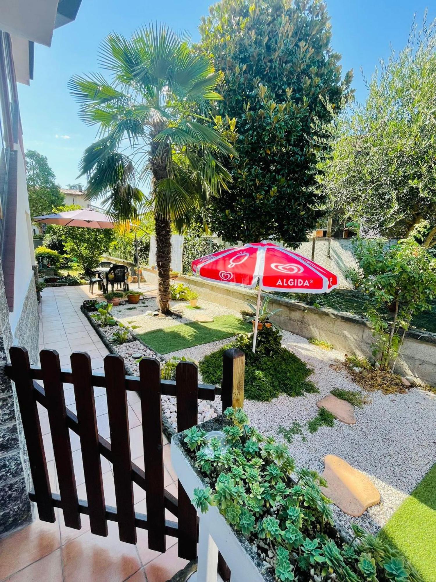 Casa Vacanze Il Fiore Di Loto Apartment Zibido San Giacomo Luaran gambar